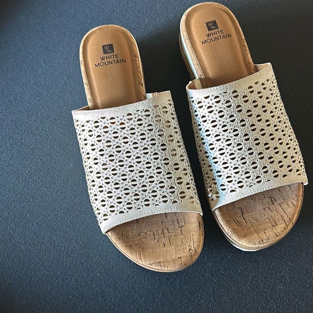 White Mountain Sparkly Sandals 9.5